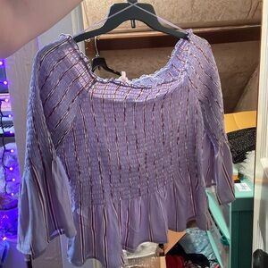 Cute flared sleeve shirt